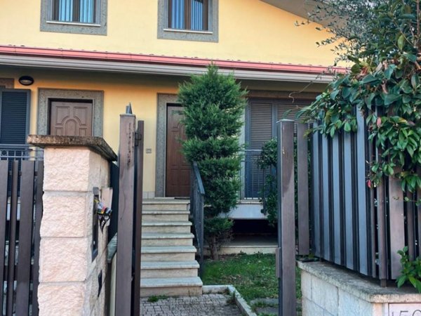 casa indipendente in vendita a Roma in zona Tor Vergata/Torrenova