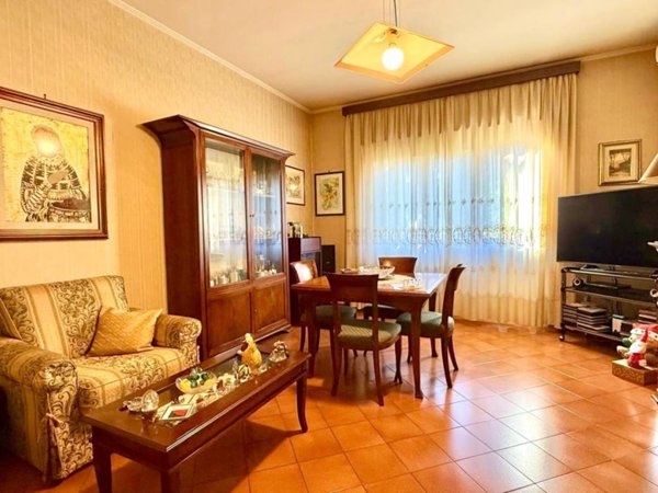 appartamento in vendita a Roma in zona Colle del Sole