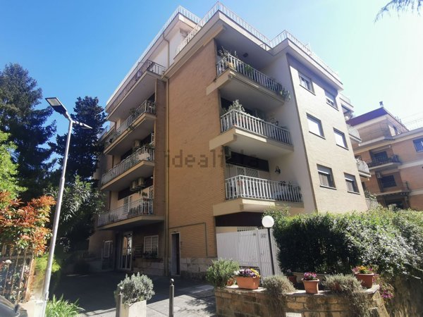 appartamento in vendita a Roma in zona Aurelio