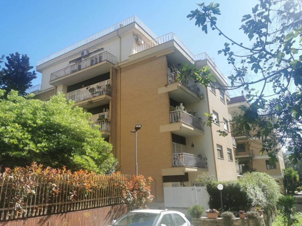 appartamento in vendita a Roma in zona Aurelio