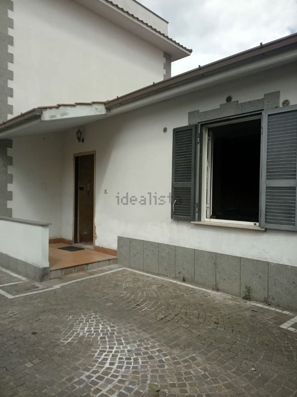 appartamento in vendita a Roma in zona Casal Morena