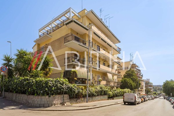 appartamento in vendita a Roma in zona Monte Sacro/Talenti
