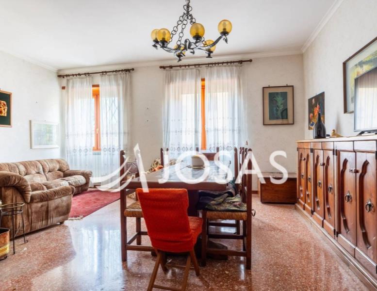 appartamento in vendita a Roma in zona Monte Sacro/Talenti