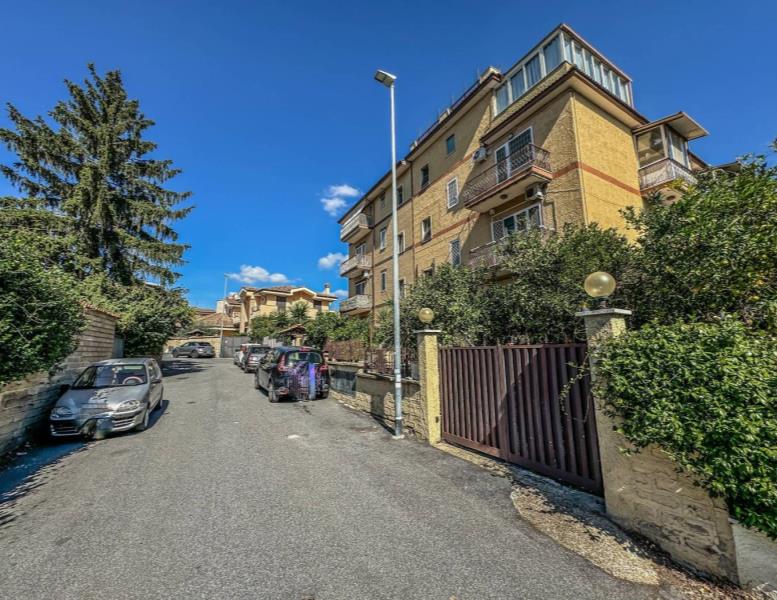 appartamento in vendita a Roma in zona Ottavia