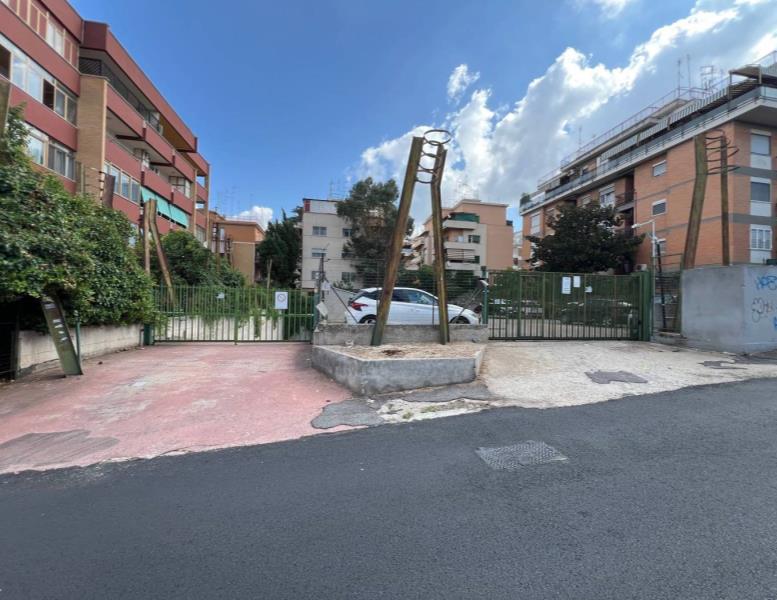 appartamento in vendita a Roma in zona Torrevecchia