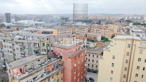 appartamento in vendita a Roma in zona Ostiense