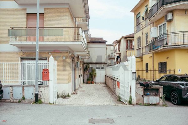 negozio in vendita a Roma in zona Fidene