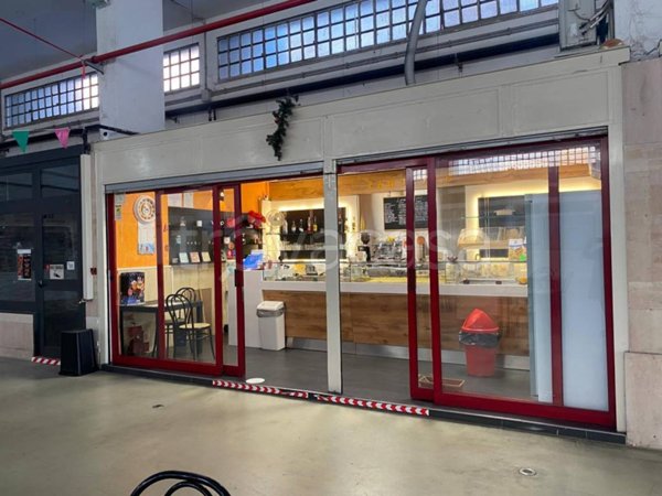 negozio in vendita a Roma in zona Collatino