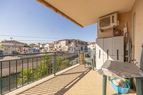 appartamento in vendita a Roma in zona Castelverde