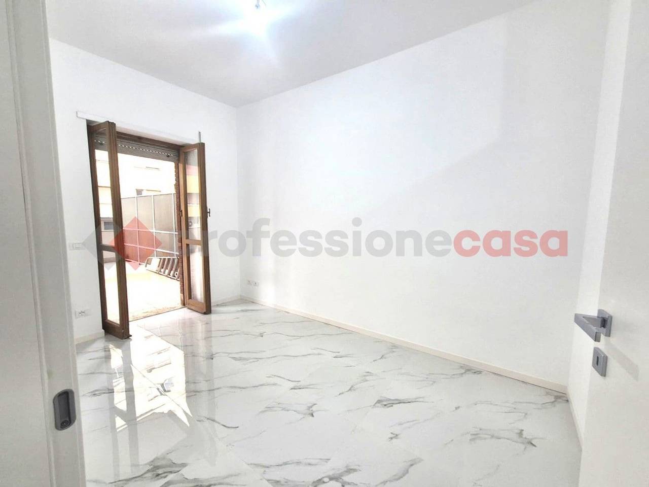 appartamento in vendita a Roma in zona Prenestino-Labicano