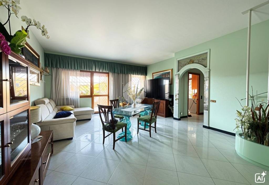 appartamento in vendita a Roma in zona Finocchio