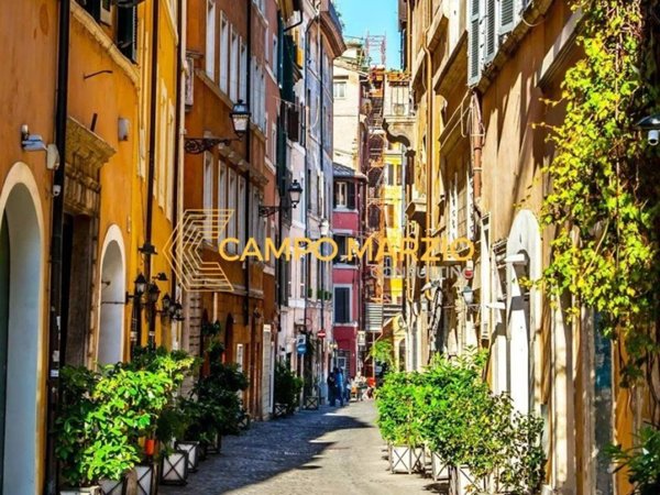 appartamento in vendita a Roma in zona Rione di Ponte