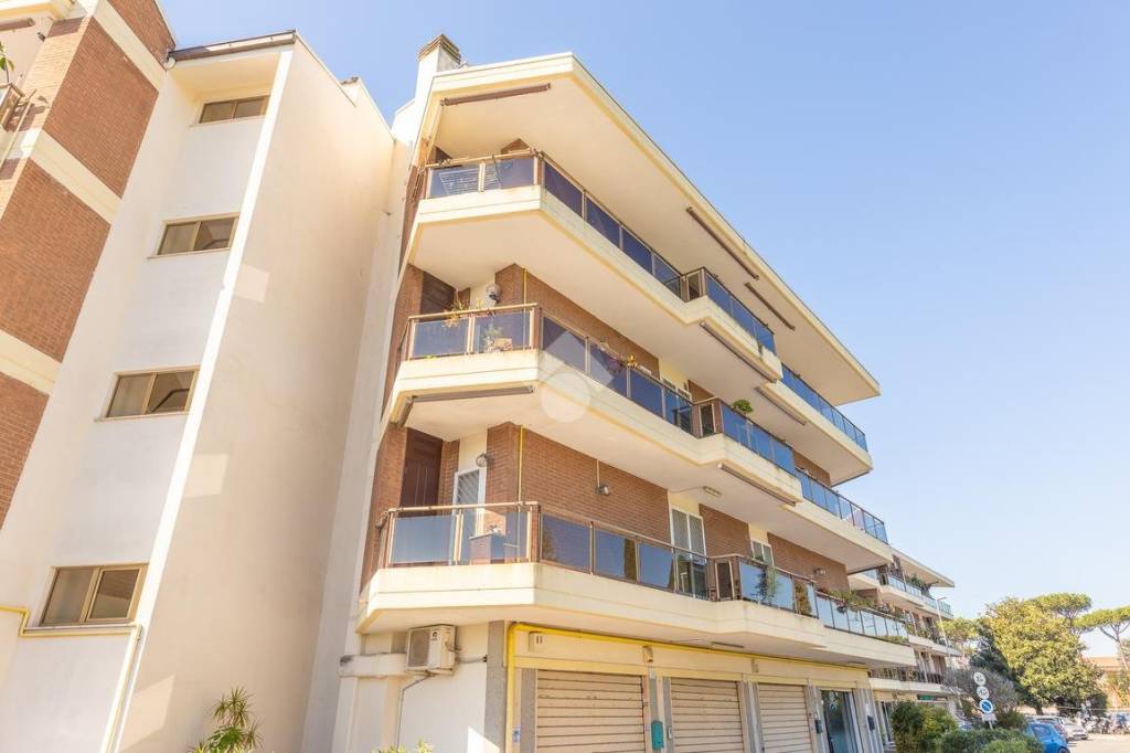 appartamento in vendita a Roma in zona Aurelio