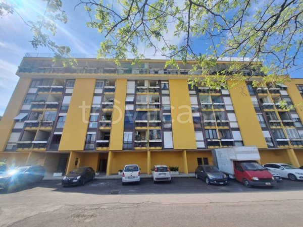 appartamento in vendita a Roma in zona Torre Angela