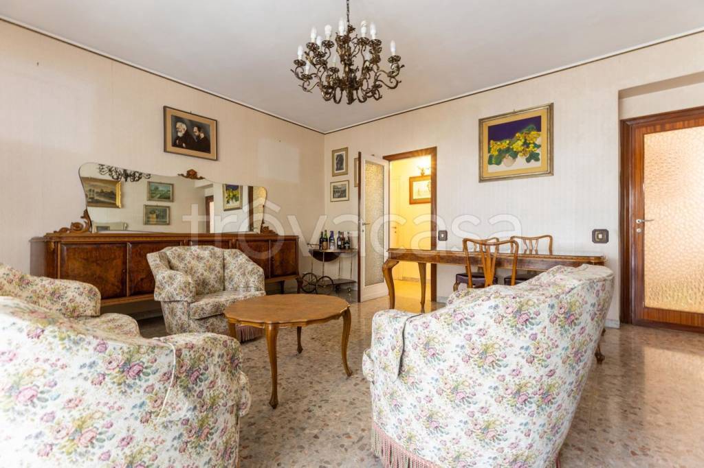 appartamento in vendita a Roma in zona Portuense