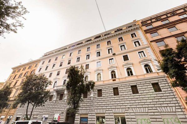 appartamento in vendita a Roma in zona Esquilino