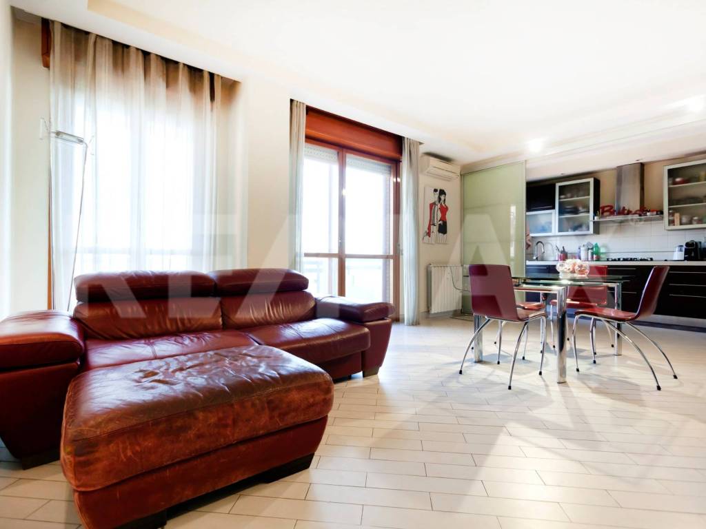 appartamento in vendita a Roma in zona Torrino