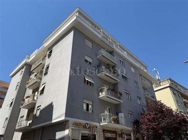 appartamento in vendita a Roma in zona Gianicolense