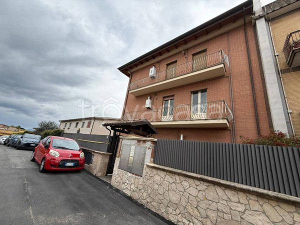 appartamento in vendita a Roma in zona Prima Porta