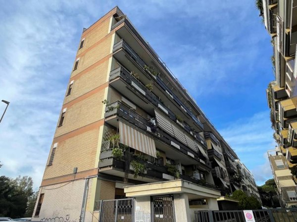 appartamento in vendita a Roma in zona Castel Fusano