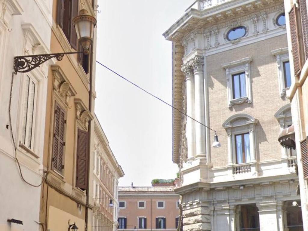 appartamento in vendita a Roma in zona Centro Storico