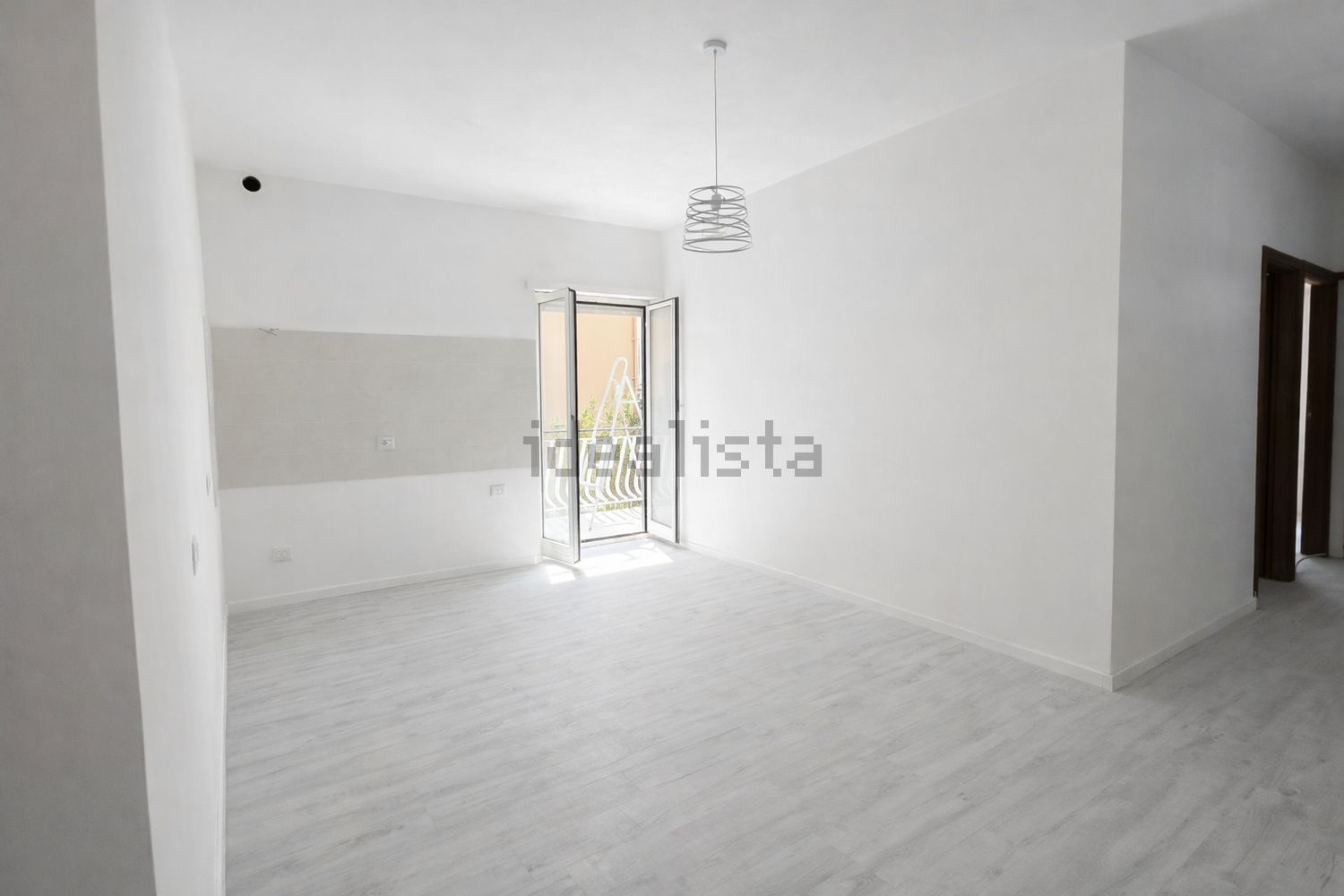 appartamento in vendita a Roma in zona Tor Bella Monaca