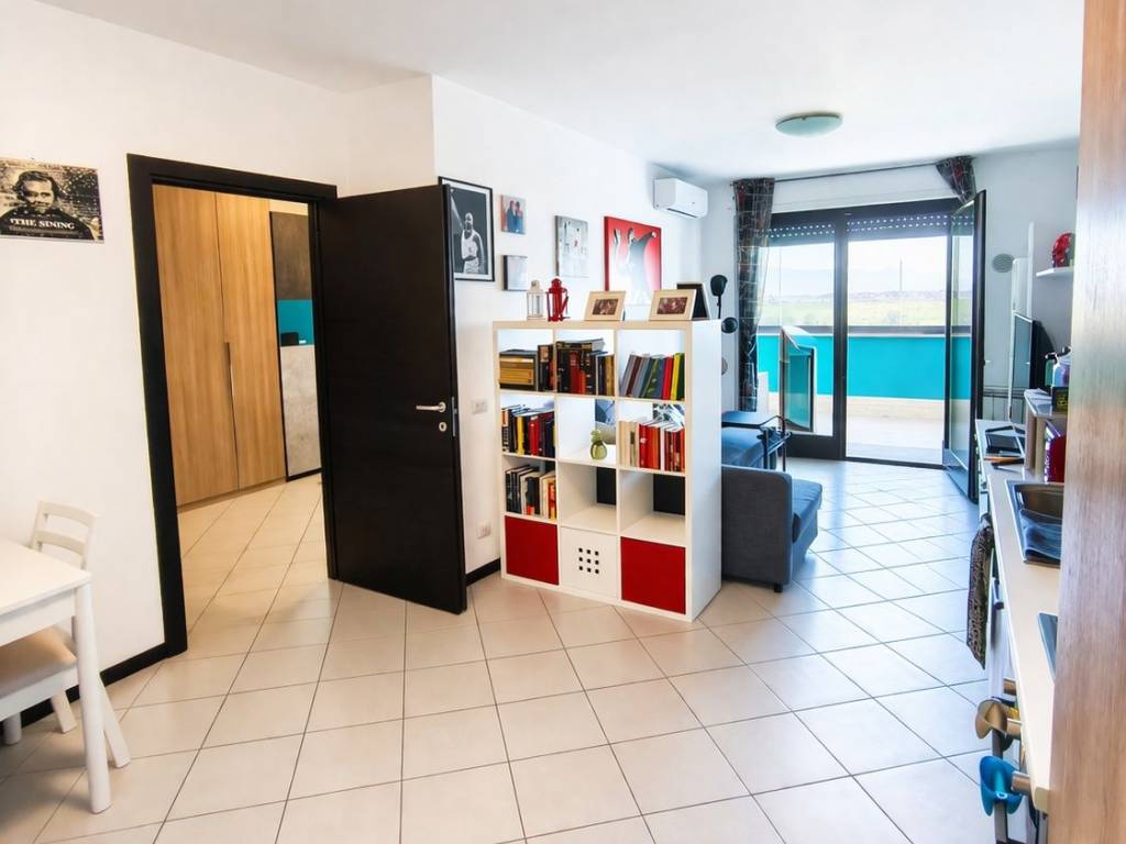 appartamento in vendita a Roma in zona Torre Angela