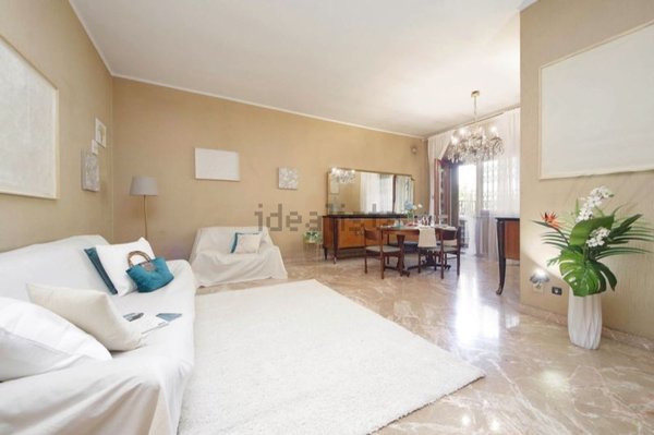 appartamento in vendita a Roma in zona Tuscolano