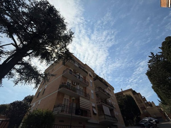 appartamento in vendita a Roma in zona Portuense