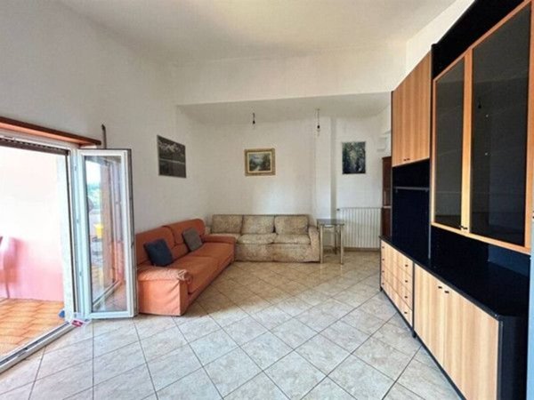 appartamento in vendita a Roma in zona Lunghezza