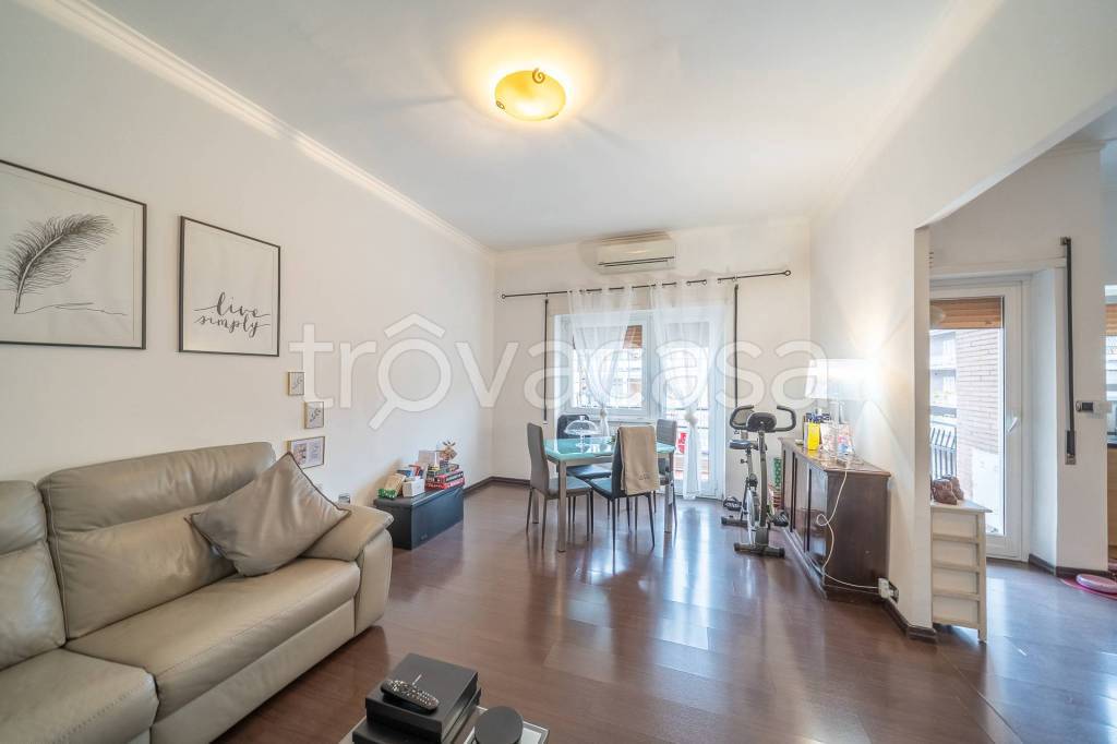 appartamento in vendita a Roma in zona Monte Sacro/Talenti