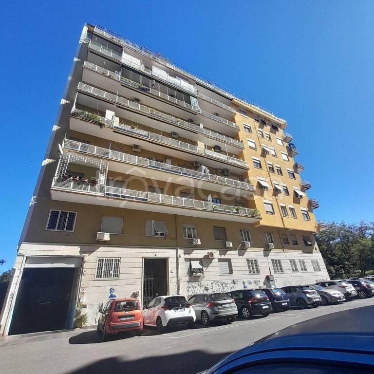 appartamento in vendita a Roma in zona Prenestino-Labicano