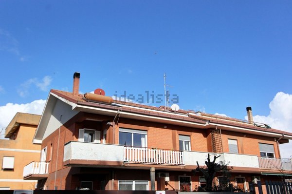 appartamento in vendita a Roma in zona Acilia
