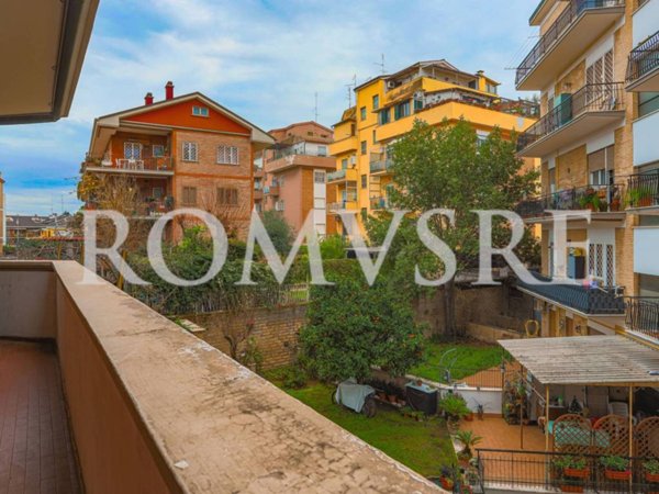 appartamento in vendita a Roma in zona Portuense