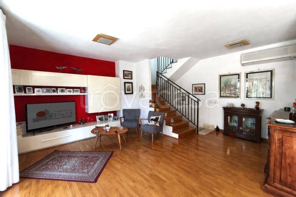 casa indipendente in vendita a Roma in zona Casalotti