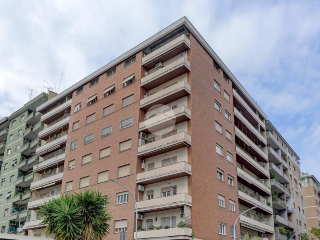 appartamento in vendita a Roma in zona Tuscolano