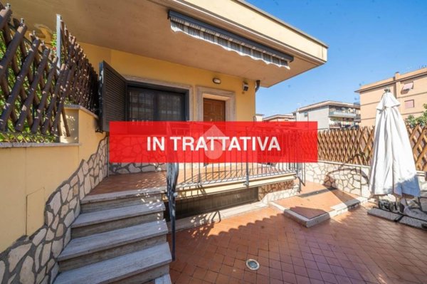 casa indipendente in vendita a Roma
