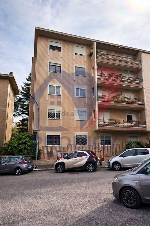 appartamento in vendita a Roma in zona Torrino