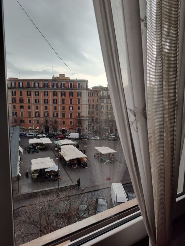 appartamento in vendita a Roma in zona Trastevere