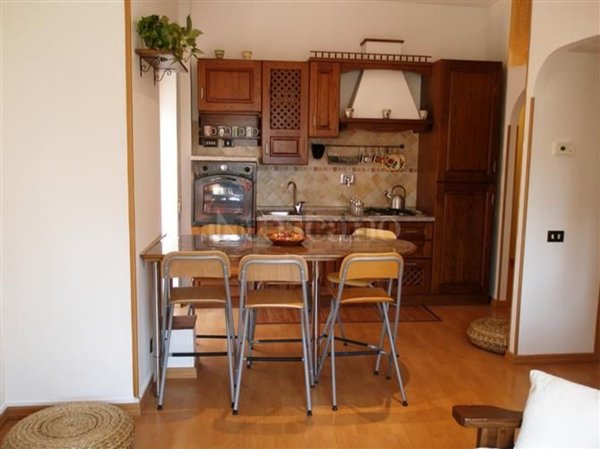 appartamento in vendita a Roma in zona Ostia