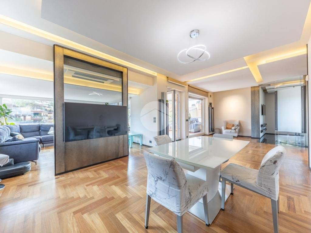 appartamento in vendita a Roma in zona Tor di Quinto