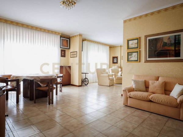 appartamento in vendita a Roma in zona Ardeatino