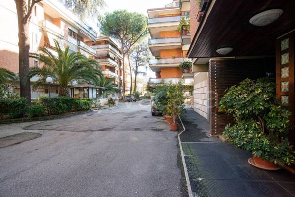 appartamento in vendita a Roma in zona Tuscolano