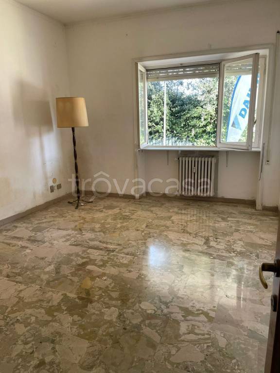 appartamento in vendita a Roma in zona Tomba di Nerone