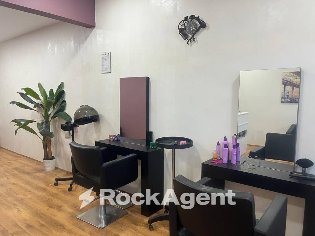 negozio in vendita a Roma in zona Pietralata