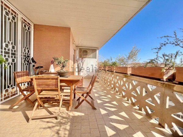 appartamento in vendita a Roma in zona Giardini di Corcolle