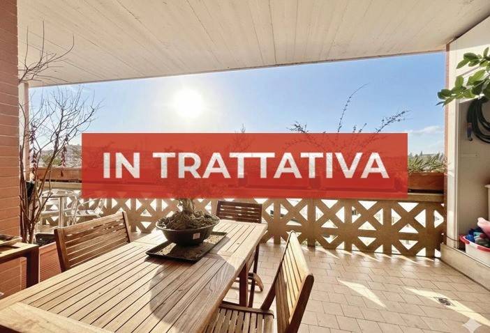 appartamento in vendita a Roma in zona Giardini di Corcolle