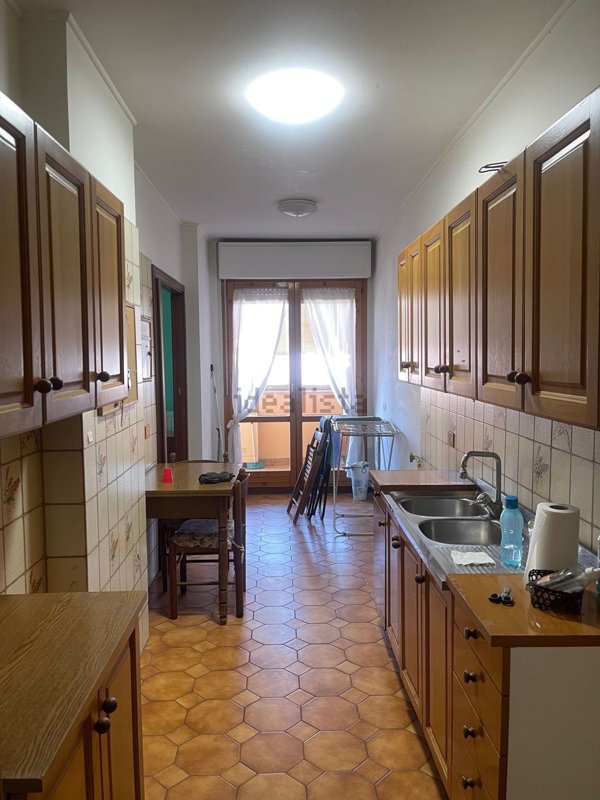 appartamento in vendita a Roma in zona Ardeatino