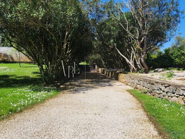casa indipendente in vendita a Roma in zona Ardeatino