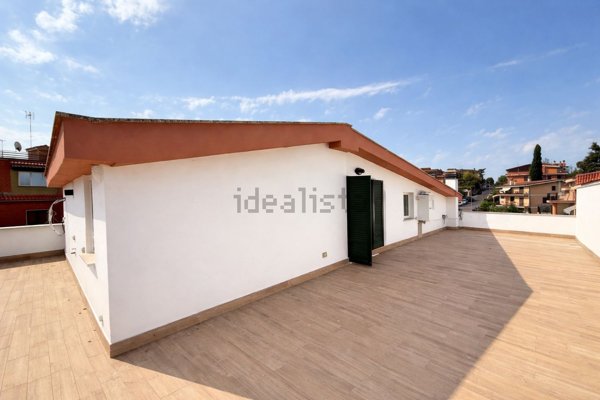 appartamento in vendita a Roma in zona Castel di Leva